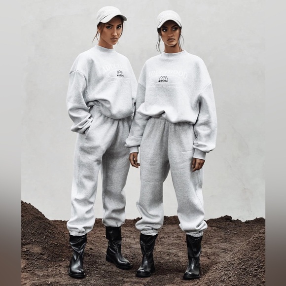 Sisters & Seekers Boots - Picture 1 of 3